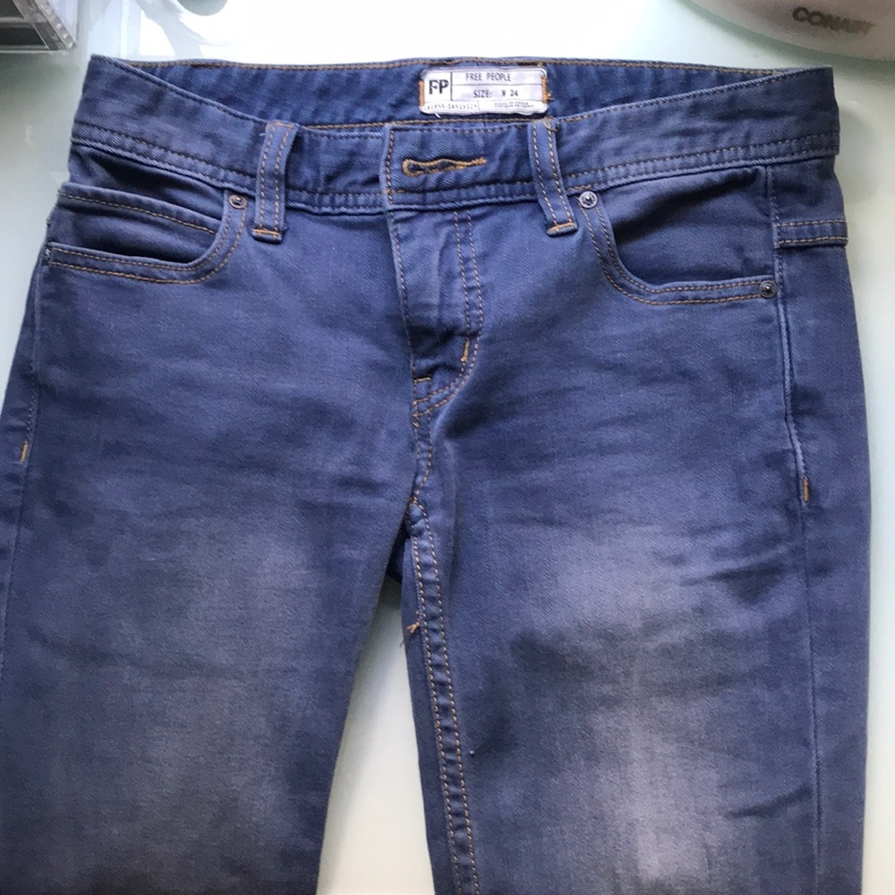 ❤️sold❤️Free people ripped jeans